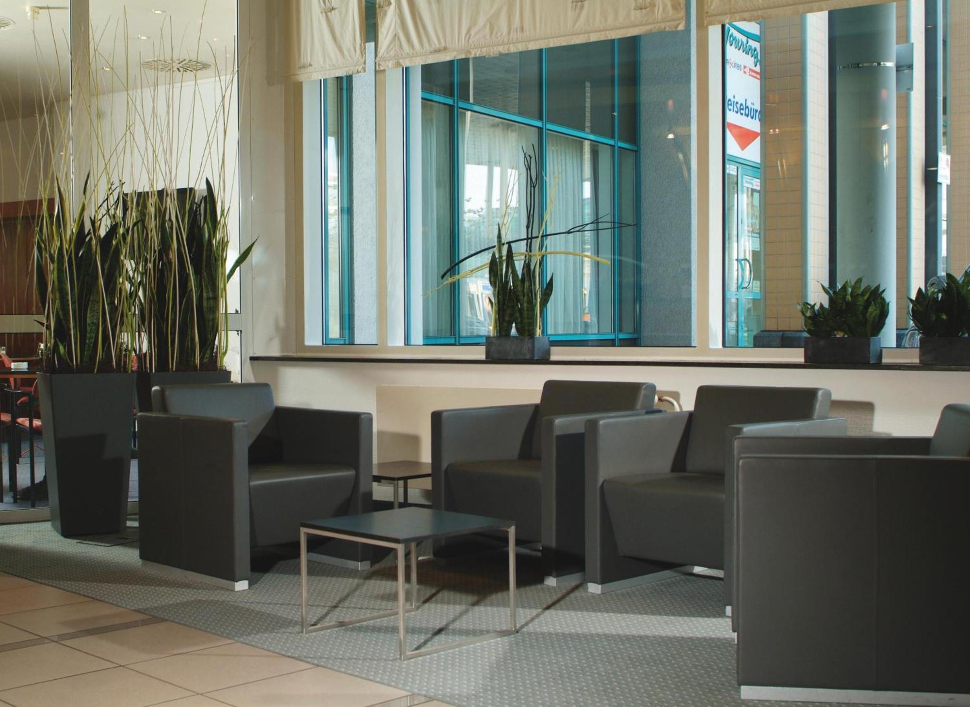 Intercityhotel Kassel Dalaman gambar